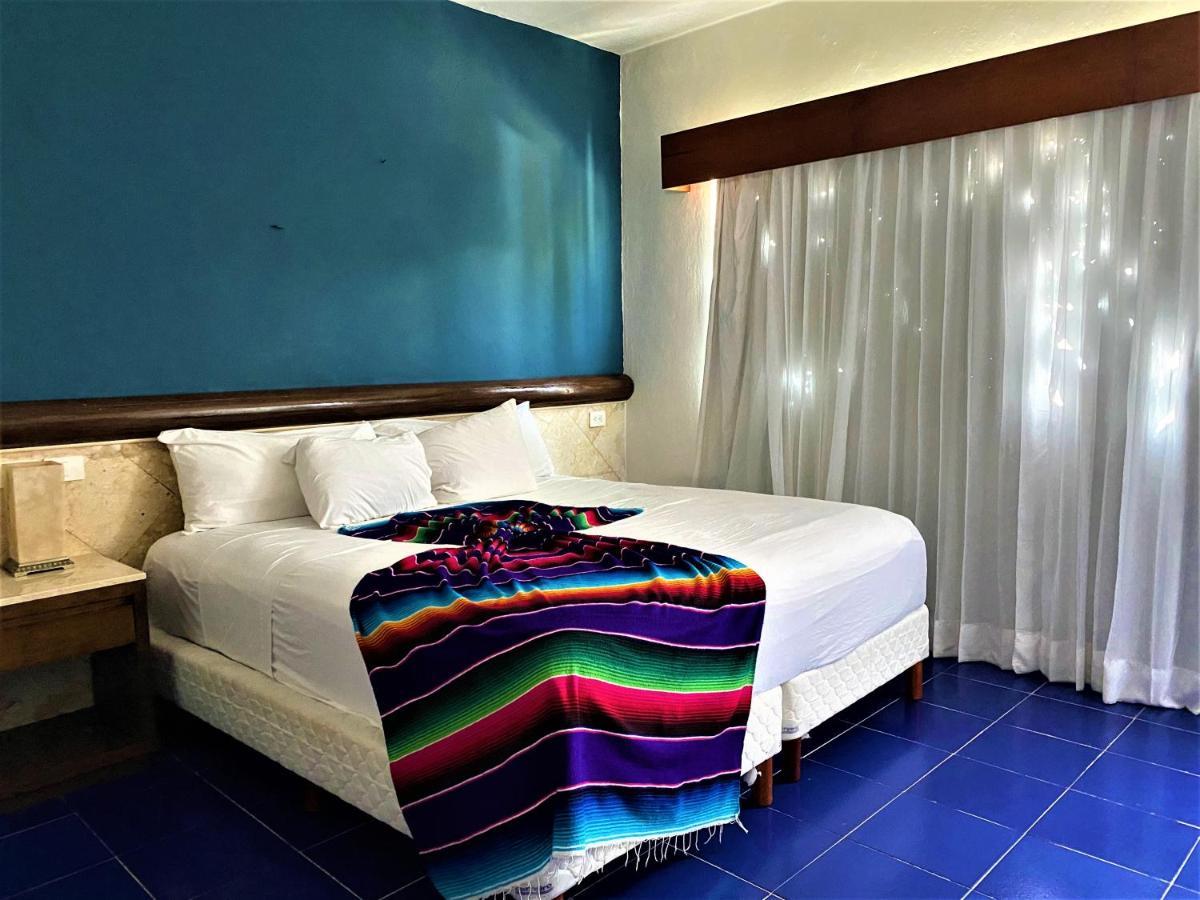 Hotel Mariachi By Kavia 5Th Av Playa del Carmen Exteriör bild